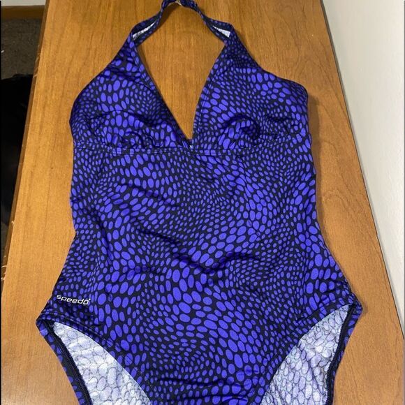 Speedo one piece bathing suit - Picture 1 of 5